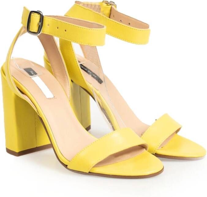 PATRIZIA PEPE Sandalen Geel Dames